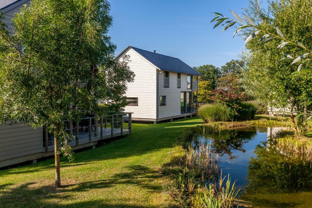 Golden Lakes Village Ardennes Boussu-lez-Walcourt Bagian luar foto